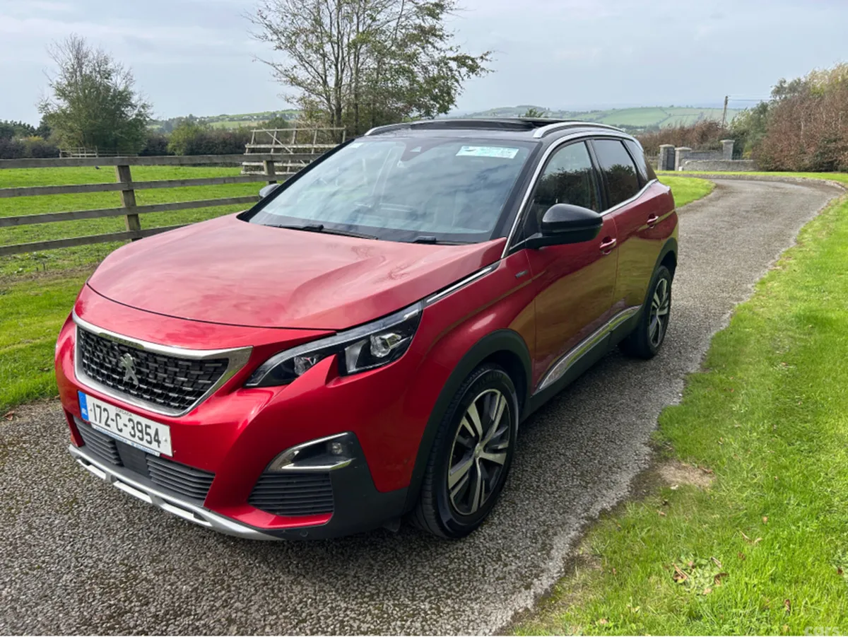Peugeot 3008 MPV, Petrol, 2017, Red