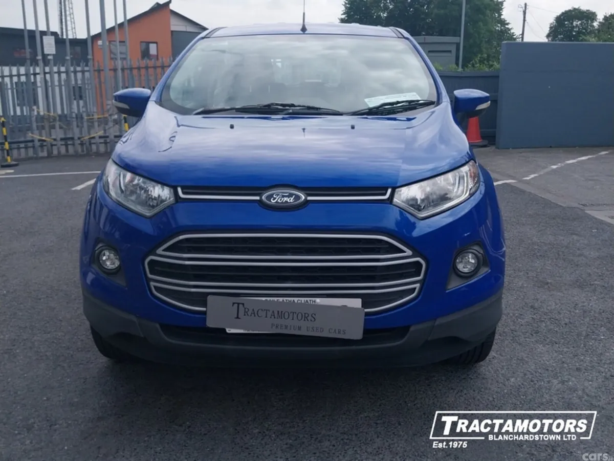 Ford EcoSport Hatchback, Petrol, 2017, Blue