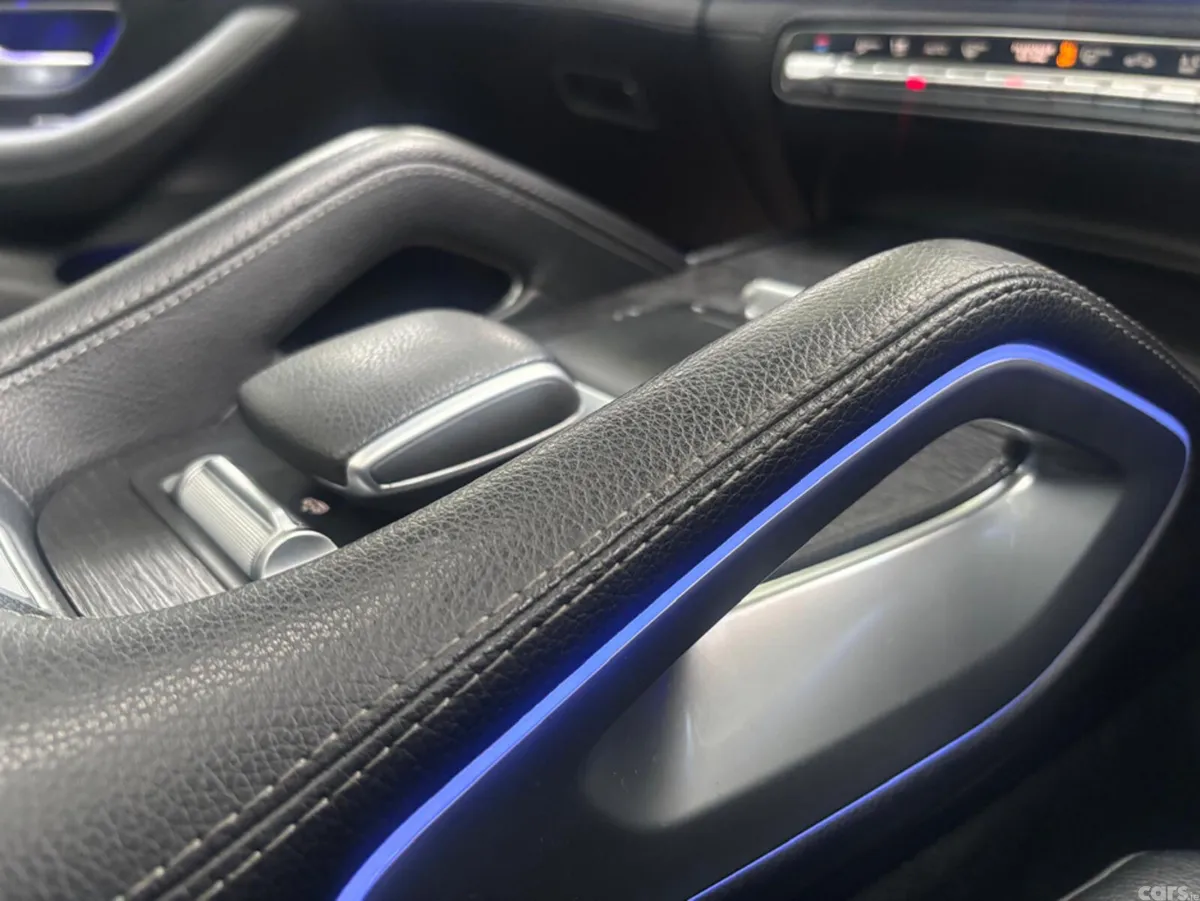 Mercedes-Benz GLE SUV, Diesel Plug-in Hybrid, 2022, White