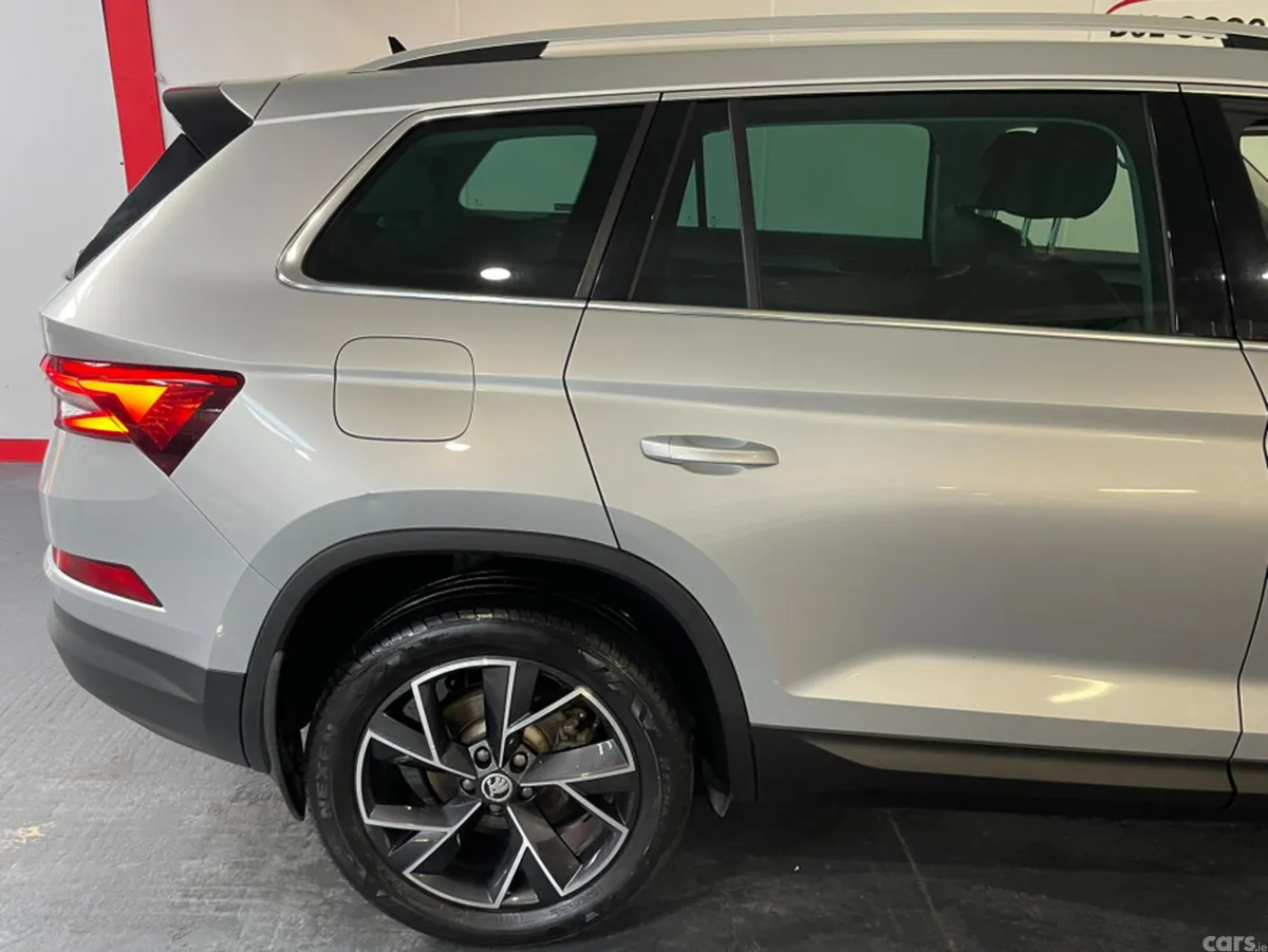 Skoda Kodiaq Estate, Diesel, 2022, Grey