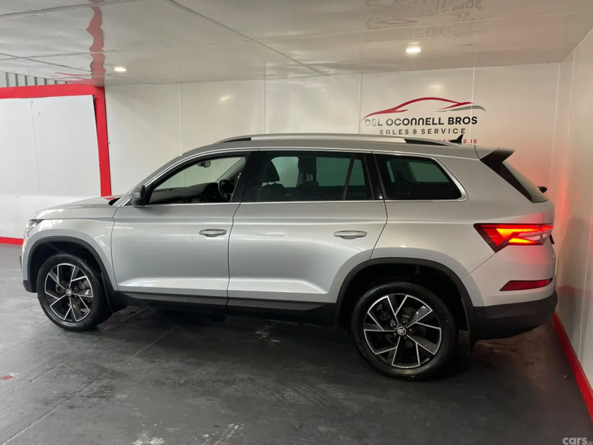 Skoda Kodiaq Estate, Diesel, 2022, Grey