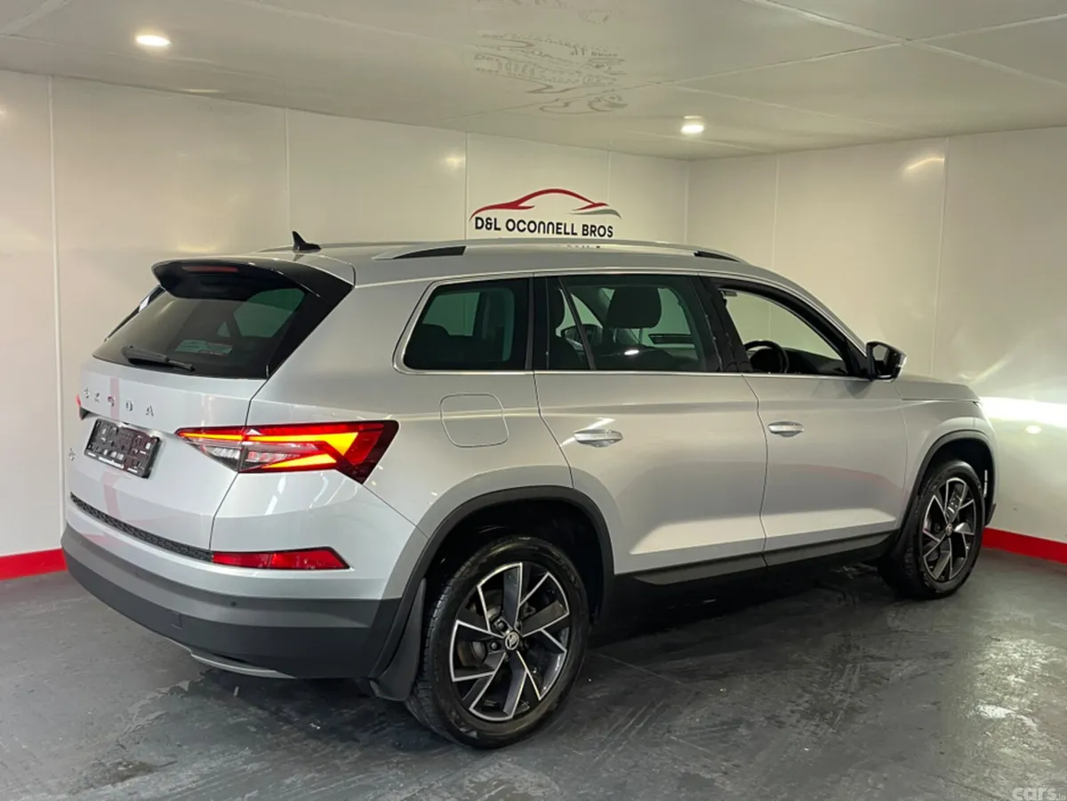 Skoda Kodiaq Estate, Diesel, 2022, Grey