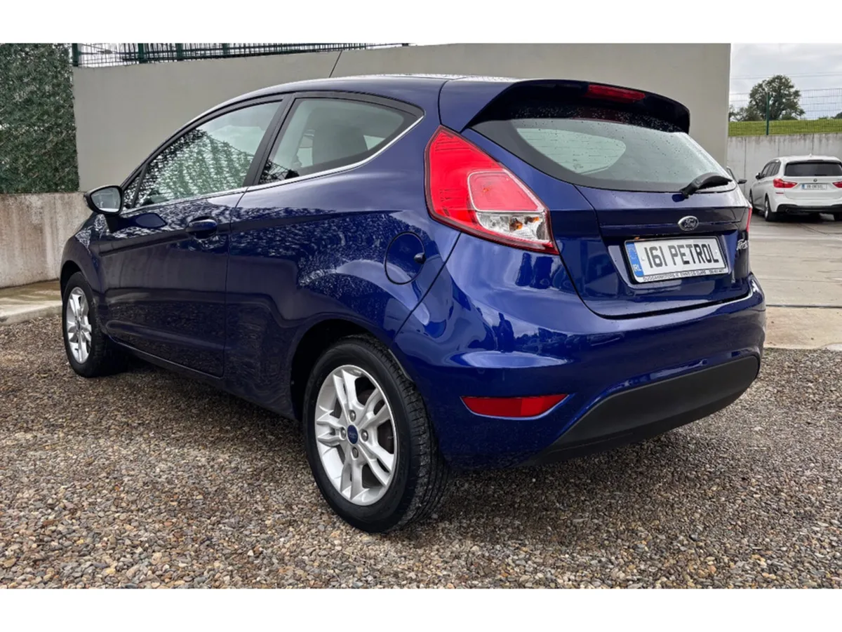 Ford Fiesta Hatchback, Petrol, 2016, Blue