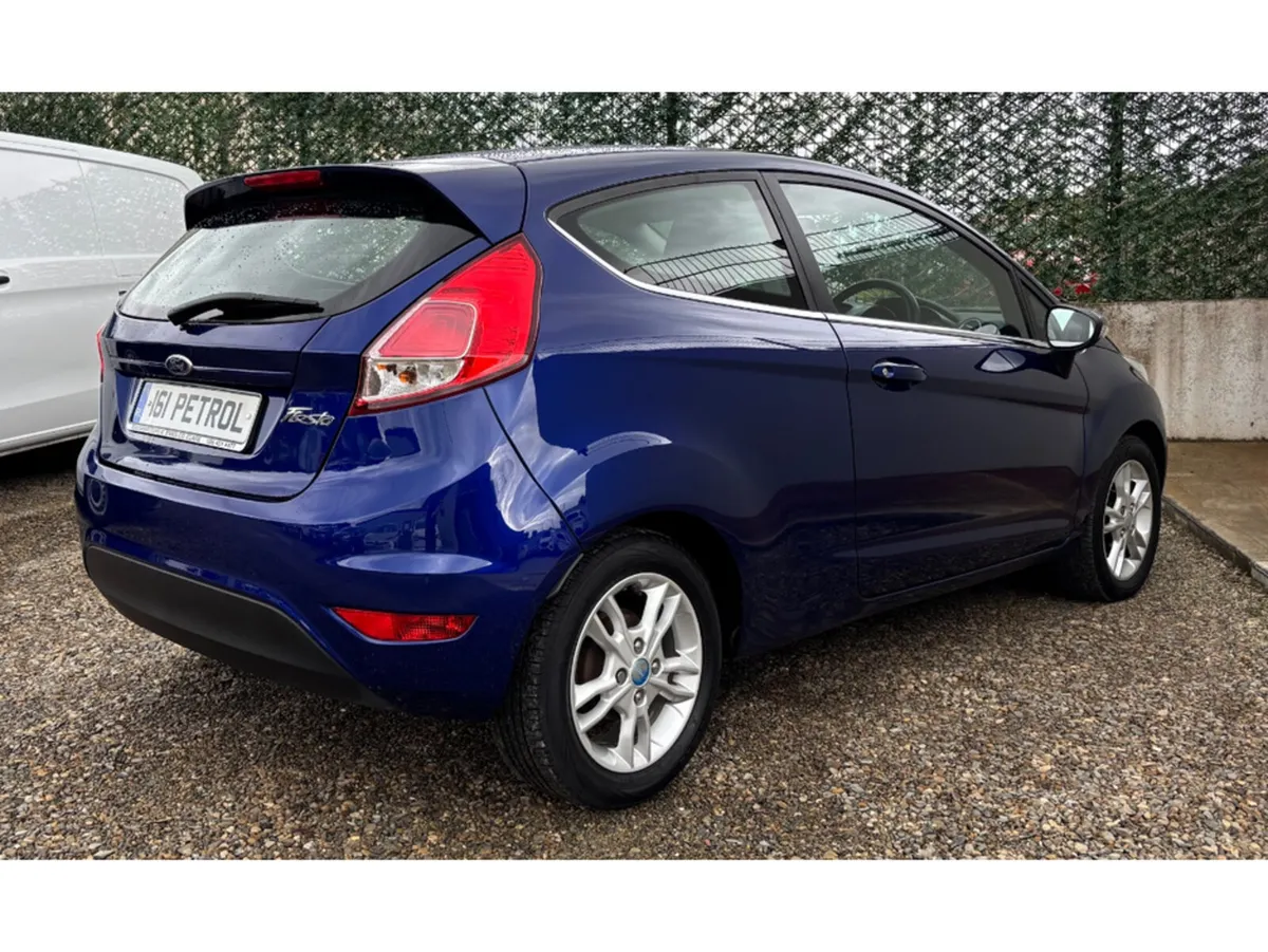 Ford Fiesta Hatchback, Petrol, 2016, Blue