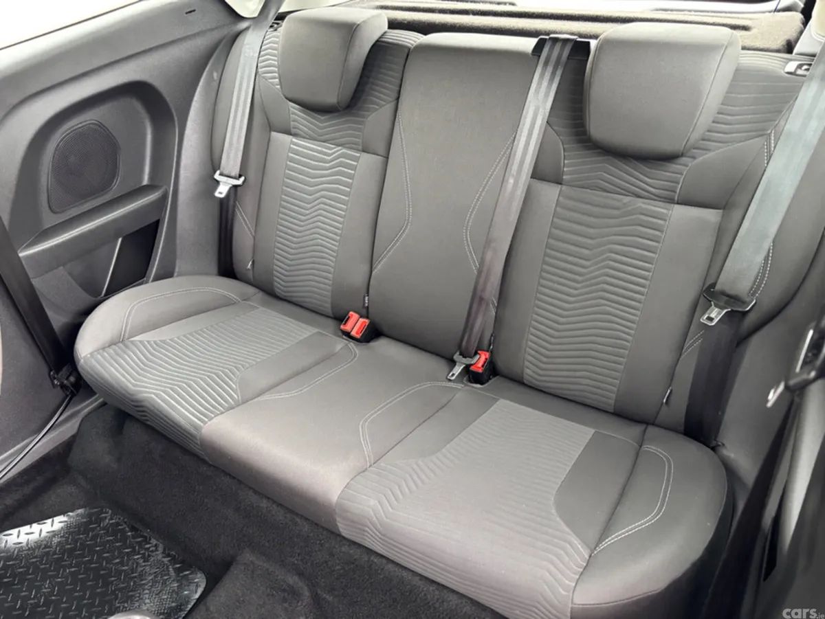 Ford Fiesta Hatchback, Petrol, 2016, Blue