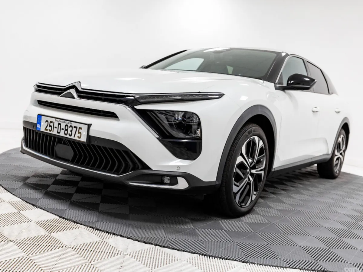 Citroen C5 X Estate, Petrol, 2025, White