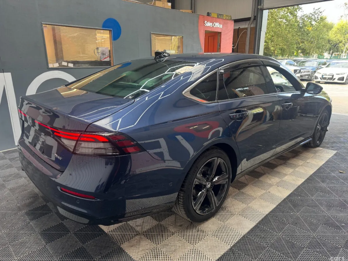 Honda Accord Saloon, Petrol Hybrid, 2025, Blue