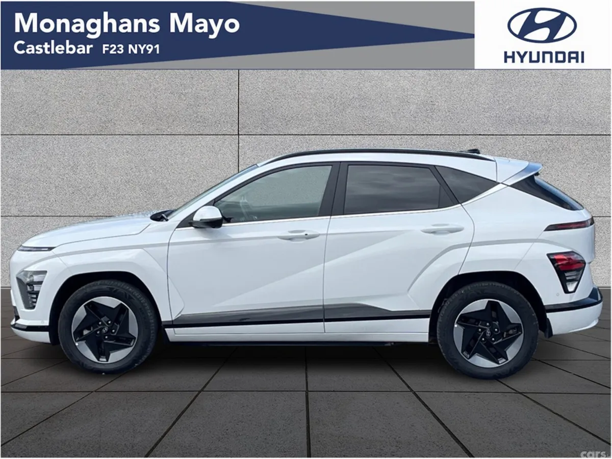 Hyundai KONA MPV, Electric, 2025, White
