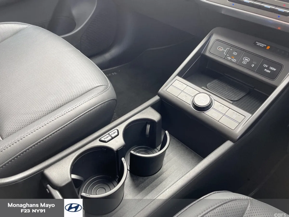 Hyundai KONA MPV, Electric, 2025, White