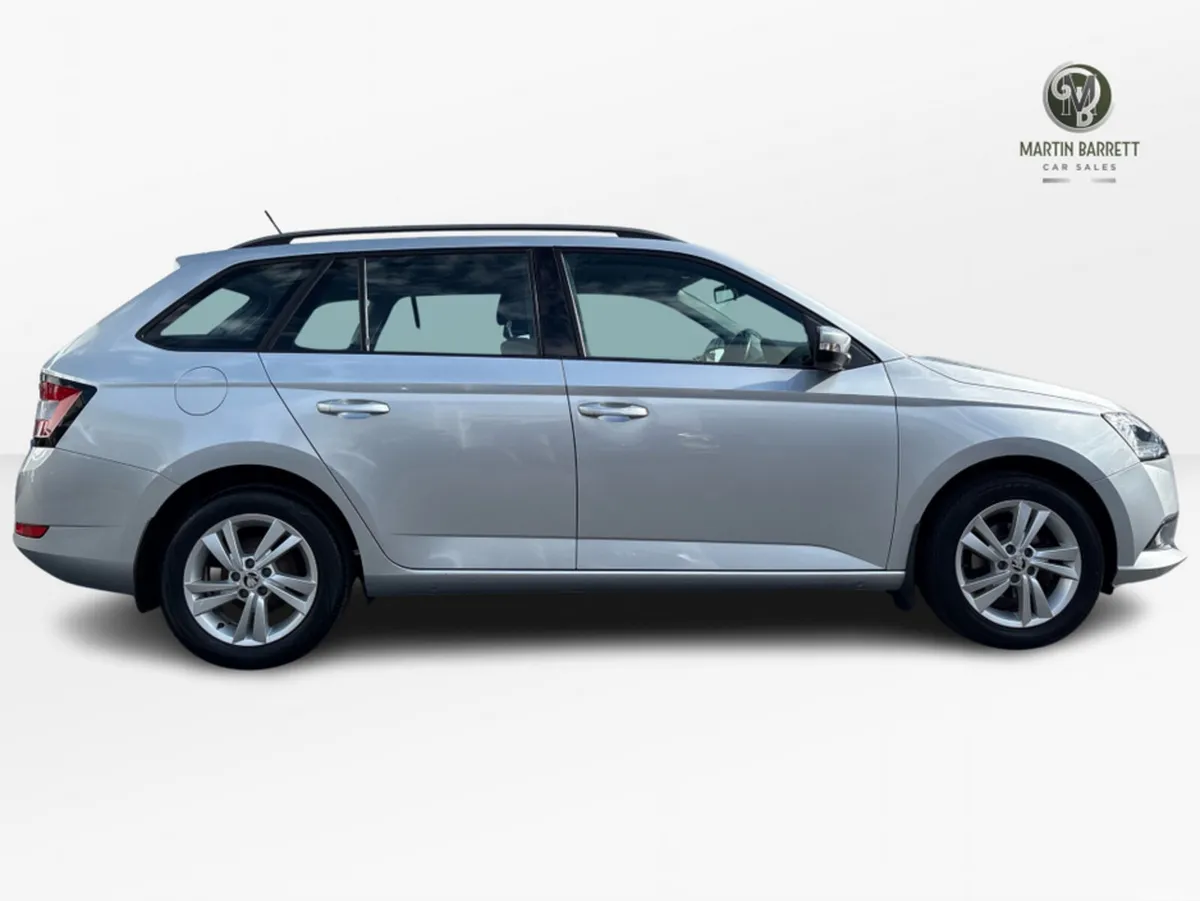 Skoda Fabia Estate, Petrol, 2019, Grey