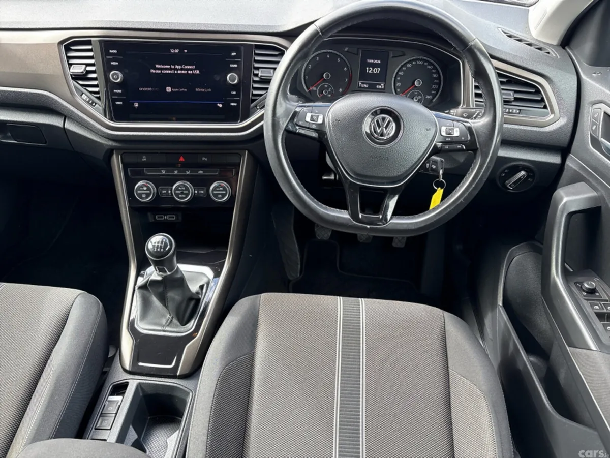 Volkswagen T-Roc Estate, Petrol, 2019, Blue
