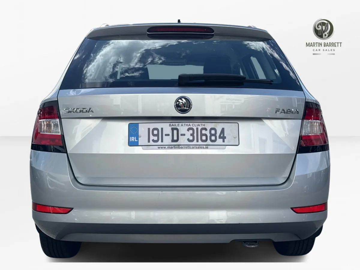 Skoda Fabia Estate, Petrol, 2019, Grey