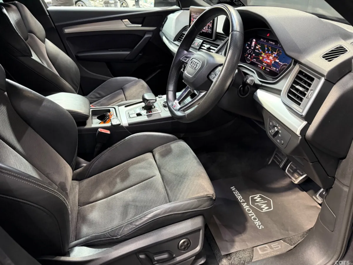 Audi Q5 MPV, Diesel, 2019, Grey