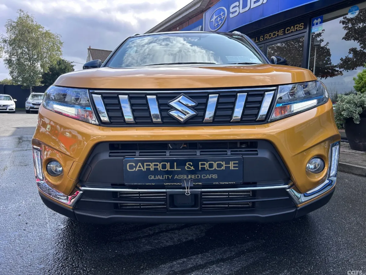 Suzuki Vitara SUV, Petrol, 2024, Gold