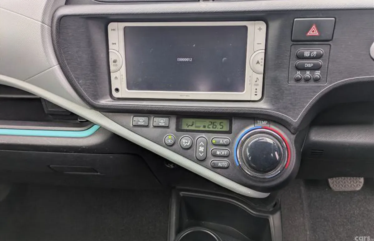 Toyota Aqua Hatchback, Petrol Hybrid, 2013, Grey