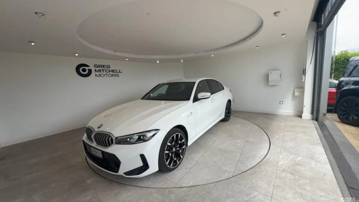 BMW 3-Series Saloon, Petrol Hybrid, 2025, White