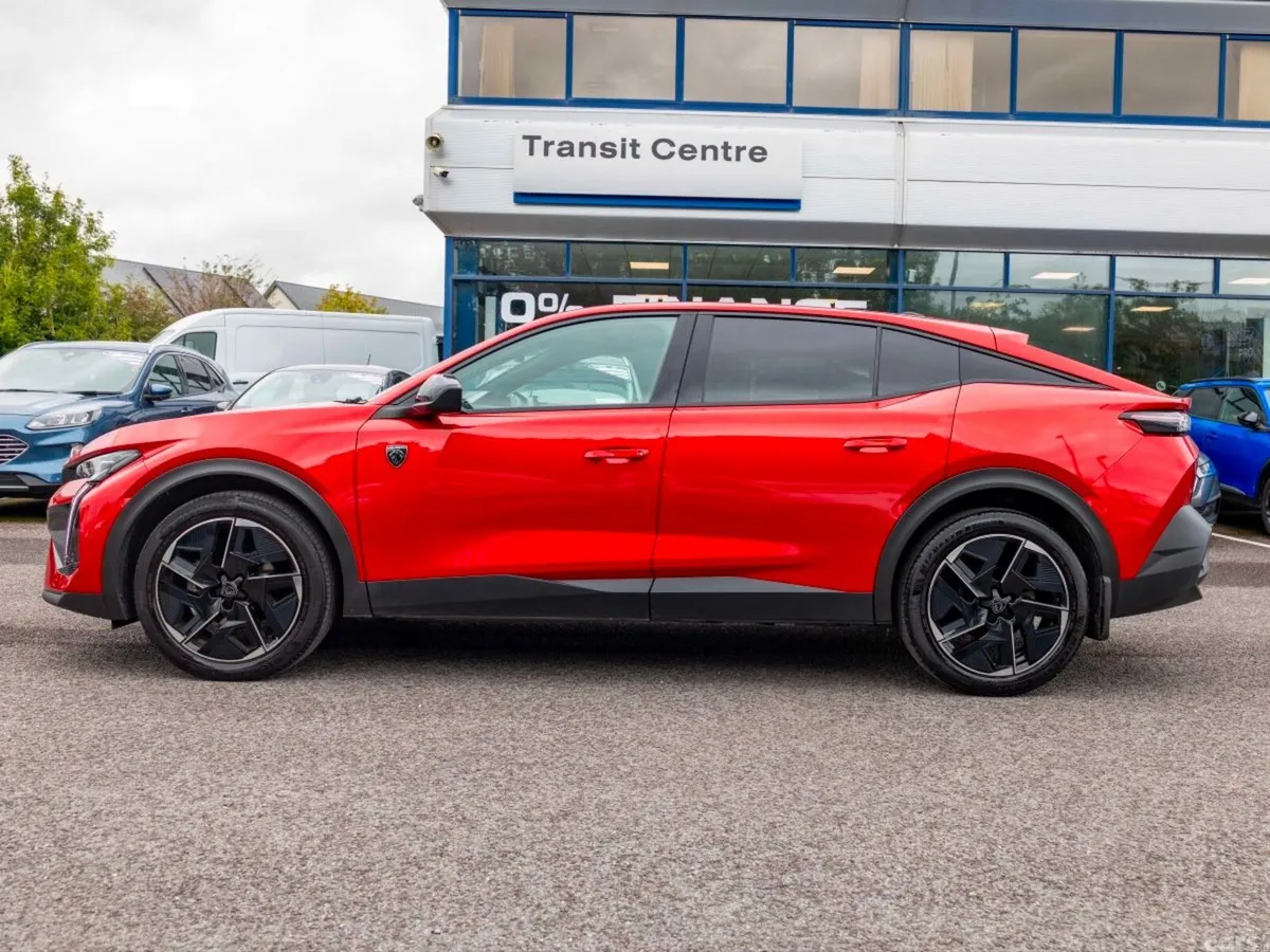 Peugeot 408 Hatchback, Petrol, 2024, Red