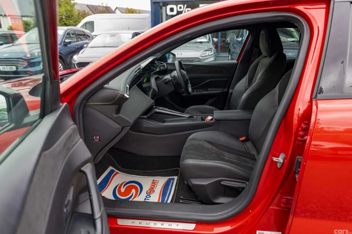 Peugeot 408 Hatchback, Petrol, 2024, Red