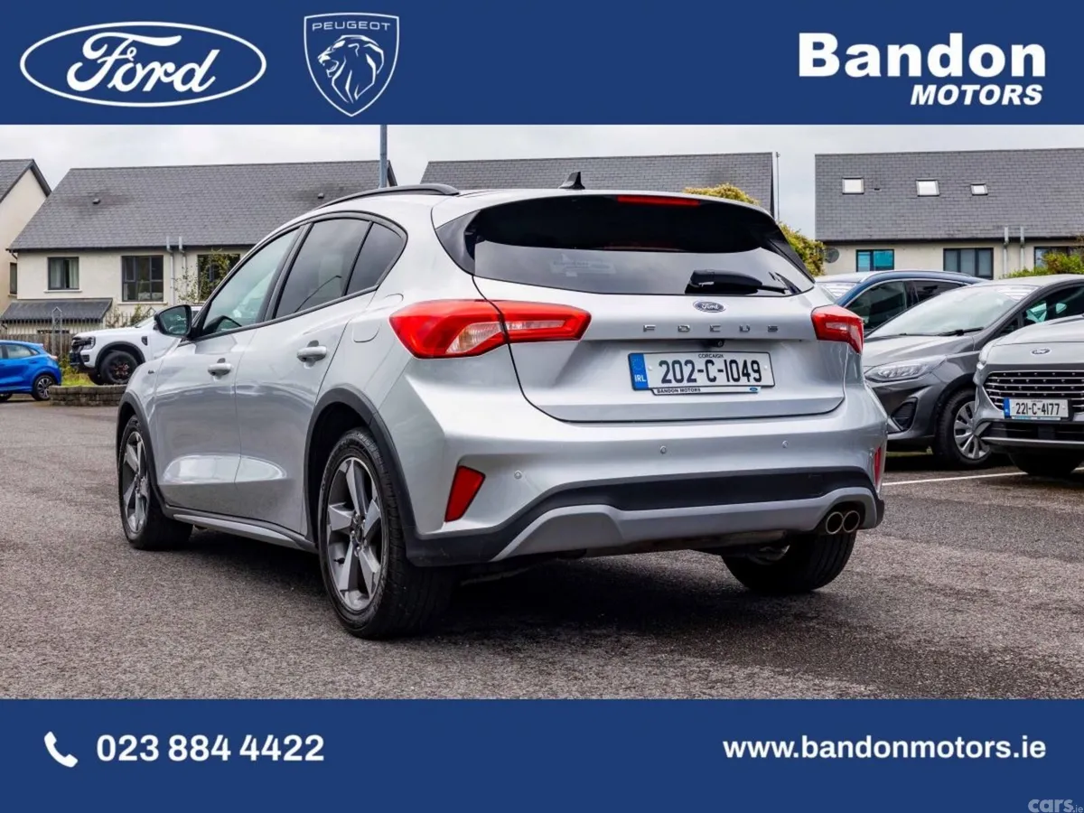 Ford Focus Hatchback, Petrol, 2020, Grey
