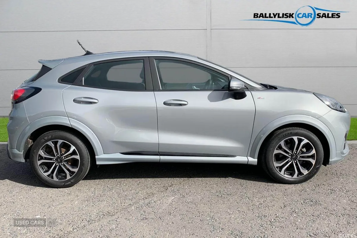 Ford Puma SUV, Petrol Hybrid, 2023, Silver