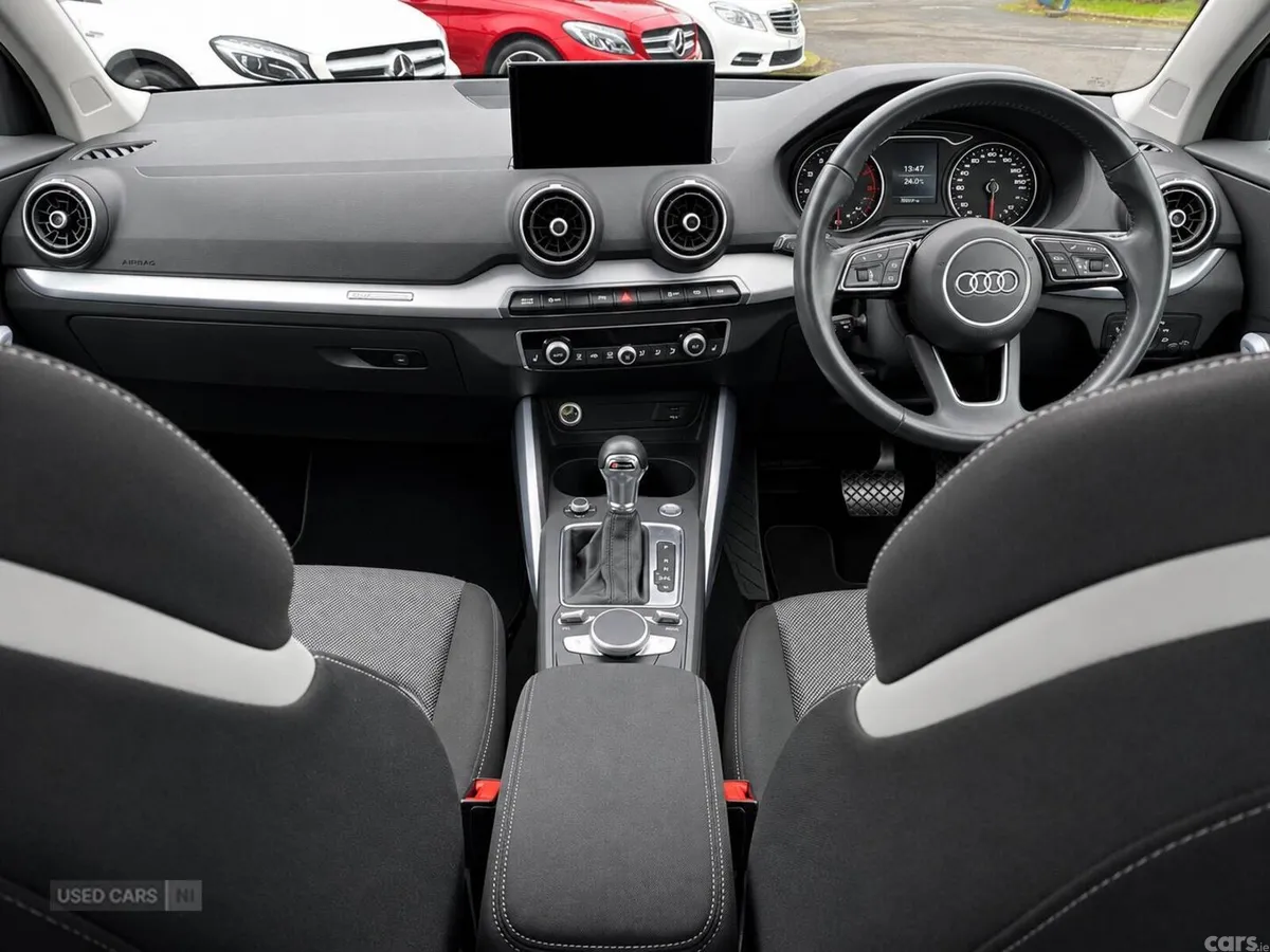 Audi Q2 , Petrol, 2017, Black