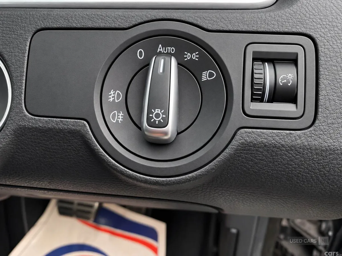 Volkswagen Passat , Petrol, 2015, Black