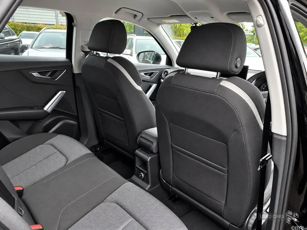 Audi Q2 , Petrol, 2017, Black
