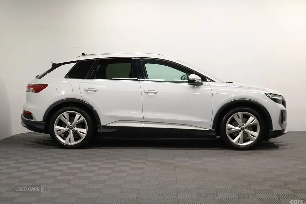 Audi Q4 SUV, Electric, 2023, White