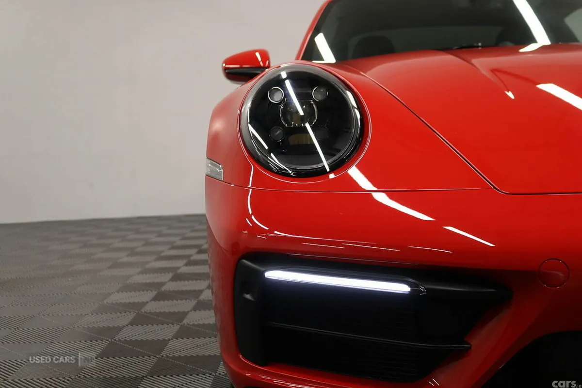 Porsche 911 Coupe, Petrol, 2023, Red