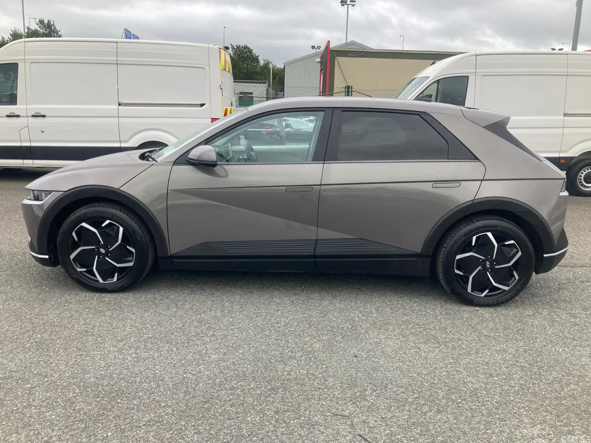 Hyundai IONIQ 5 MPV, Electric, 2022, Green
