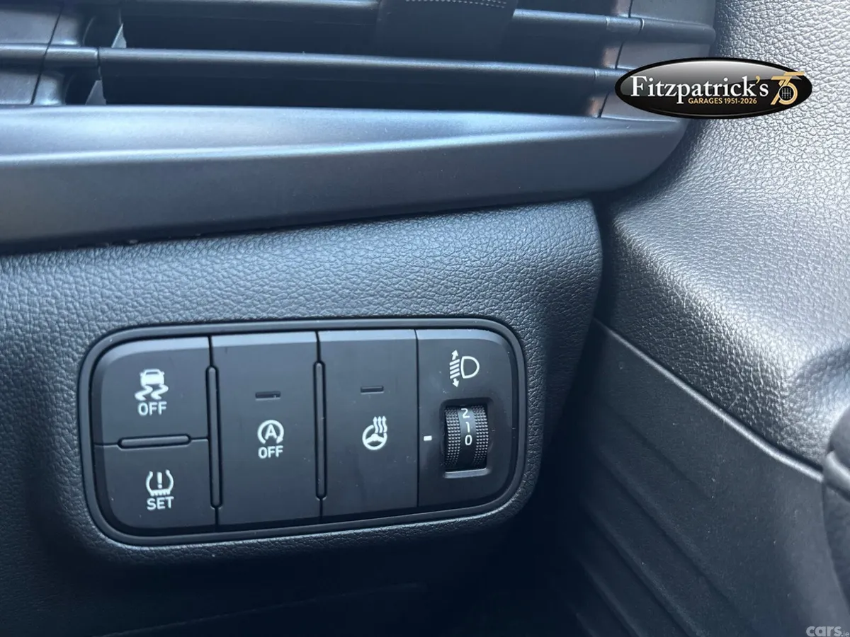 Hyundai Bayon Hatchback, Petrol, 2024, Blue