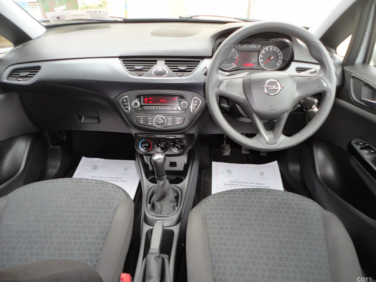 Opel Corsa Hatchback, Diesel, 2016, Silver
