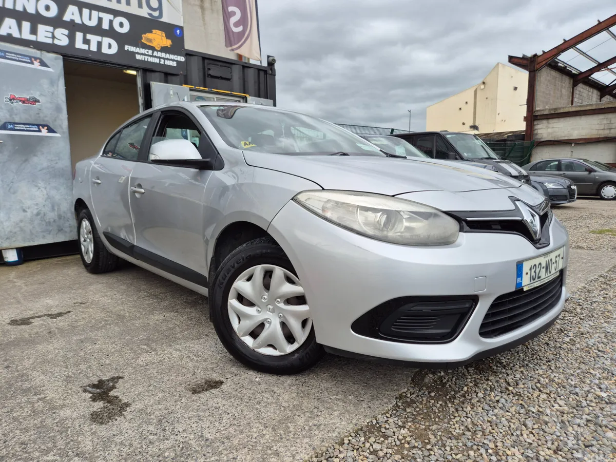 Renault Fluence Saloon, Diesel, 2013, Silver