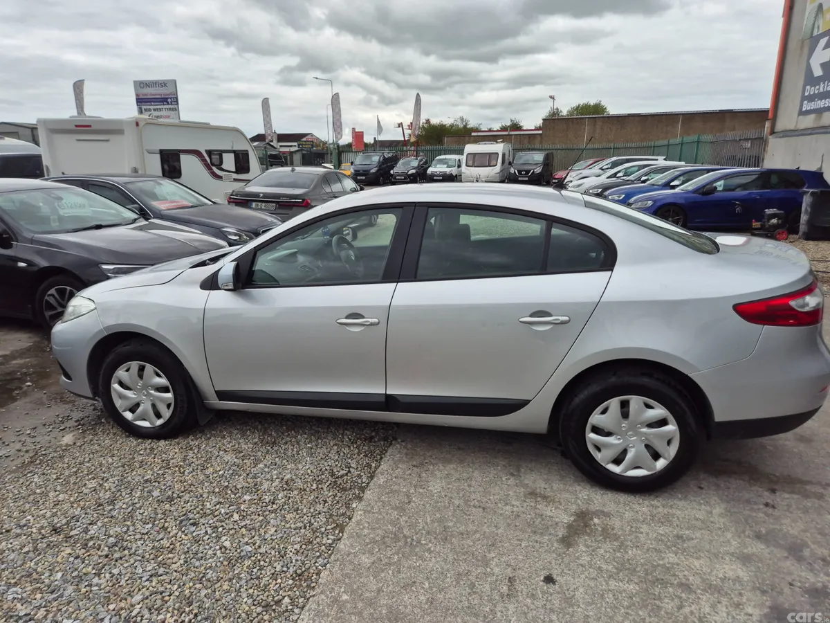 Renault Fluence Saloon, Diesel, 2013, Silver