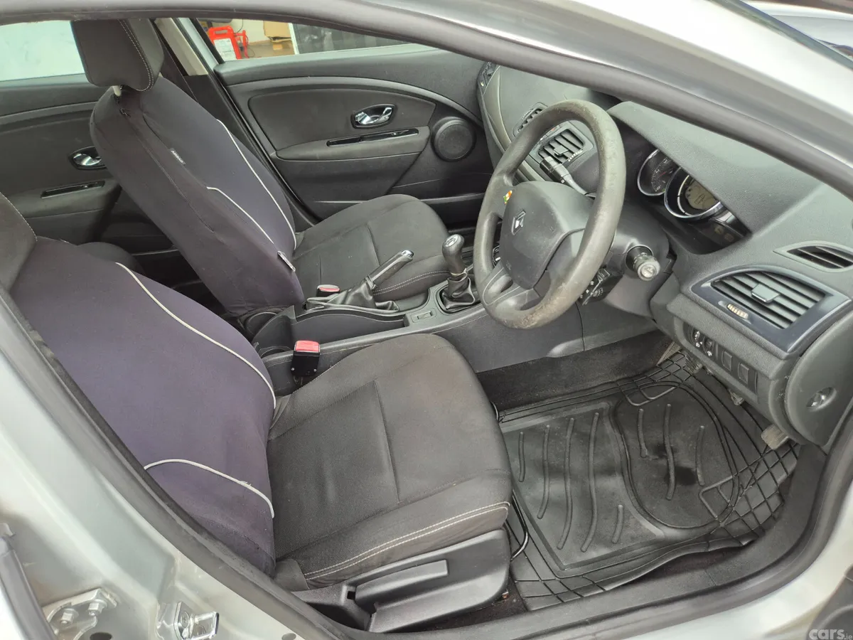 Renault Fluence Saloon, Diesel, 2013, Silver