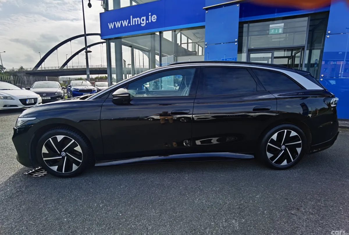 Volkswagen ID.7 Estate, Electric, 2024, Black