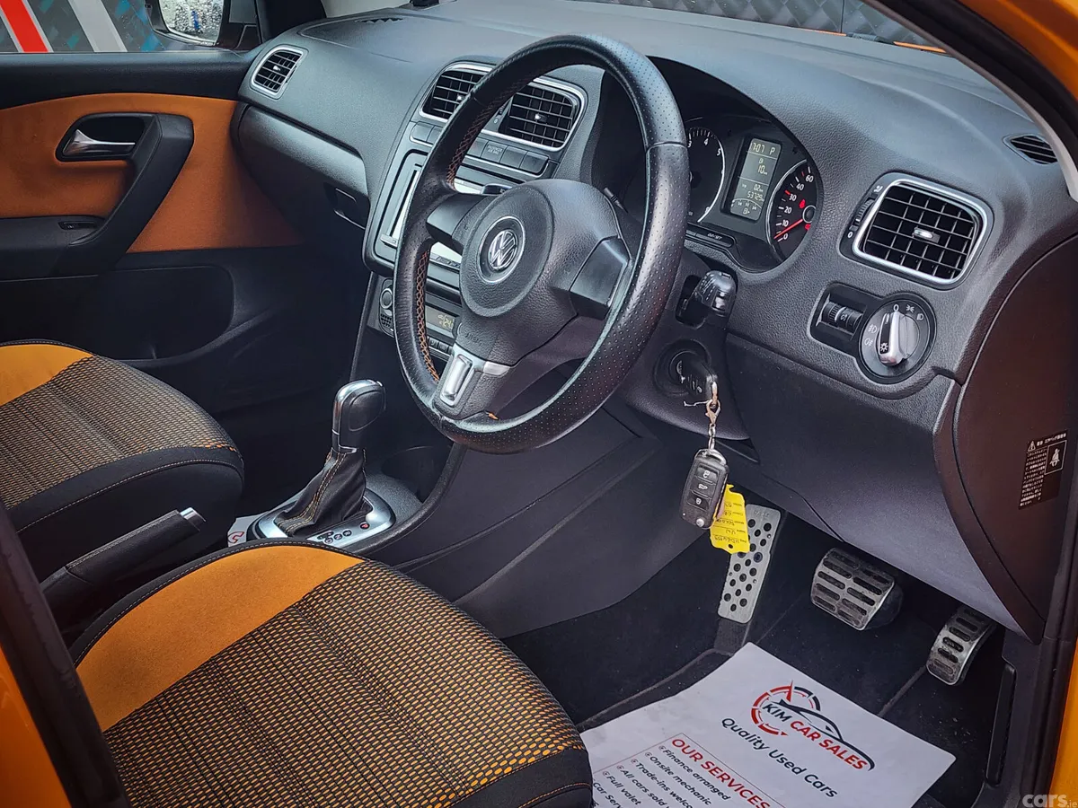 Volkswagen Polo Hatchback, Petrol, 2011, Orange