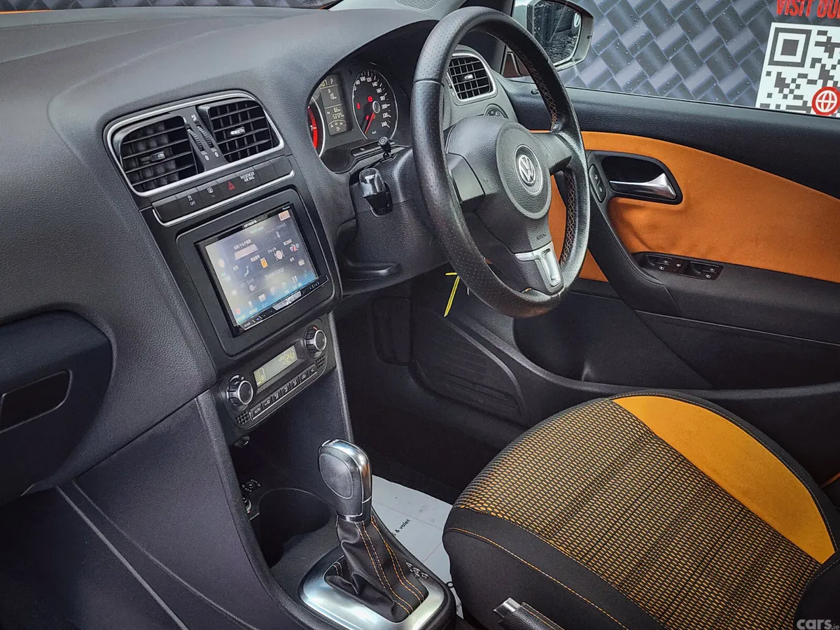 Volkswagen Polo Hatchback, Petrol, 2011, Orange