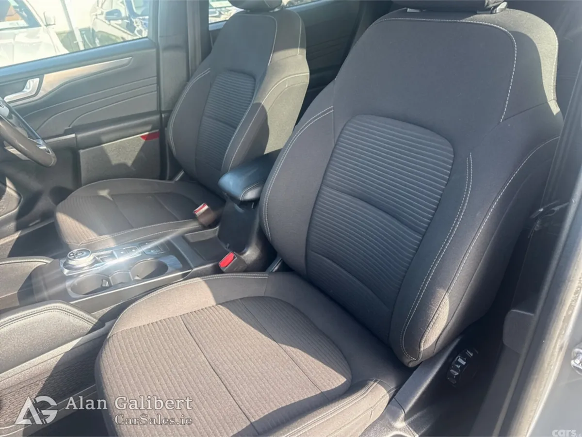 Ford Kuga MPV, Diesel, 2022, Grey