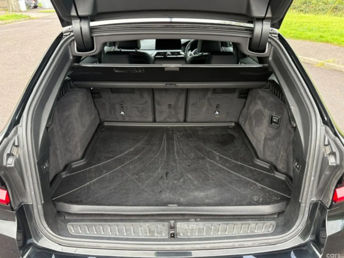 BMW 5-Series Estate, Diesel, 2024, Black