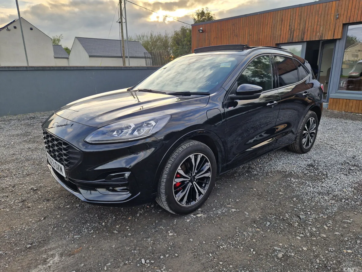Ford Kuga SUV, Petrol Hybrid, 2023, Black
