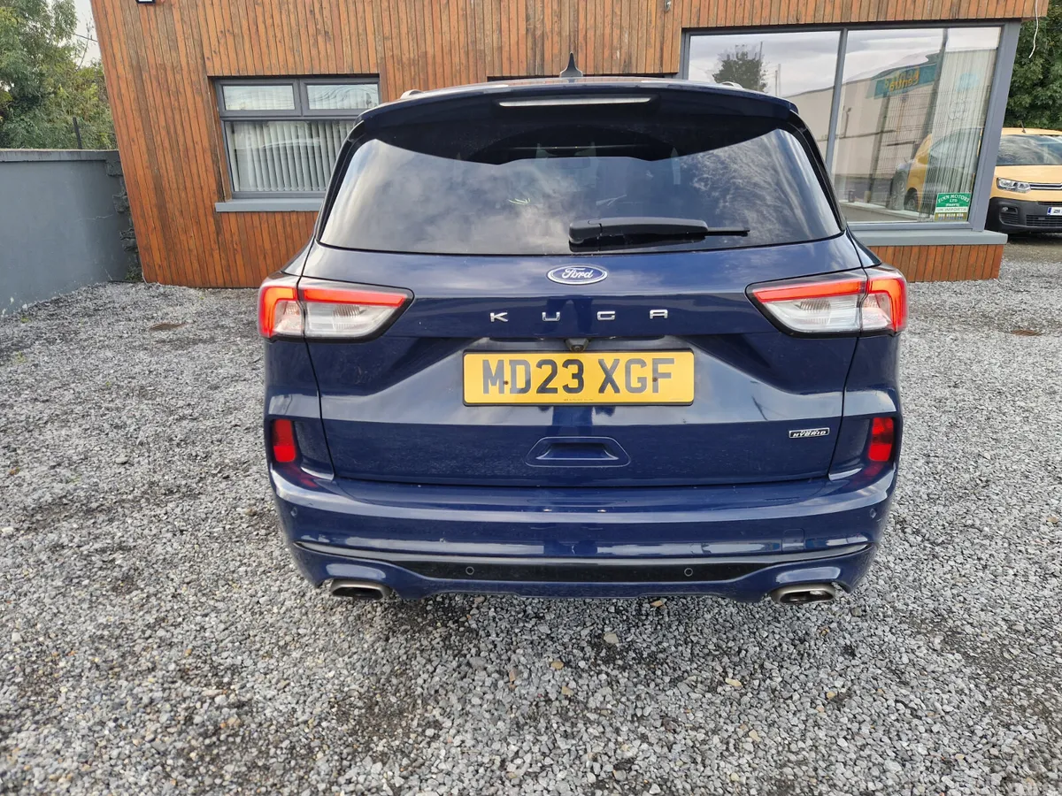 Ford Kuga SUV, Petrol Hybrid, 2023, Blue