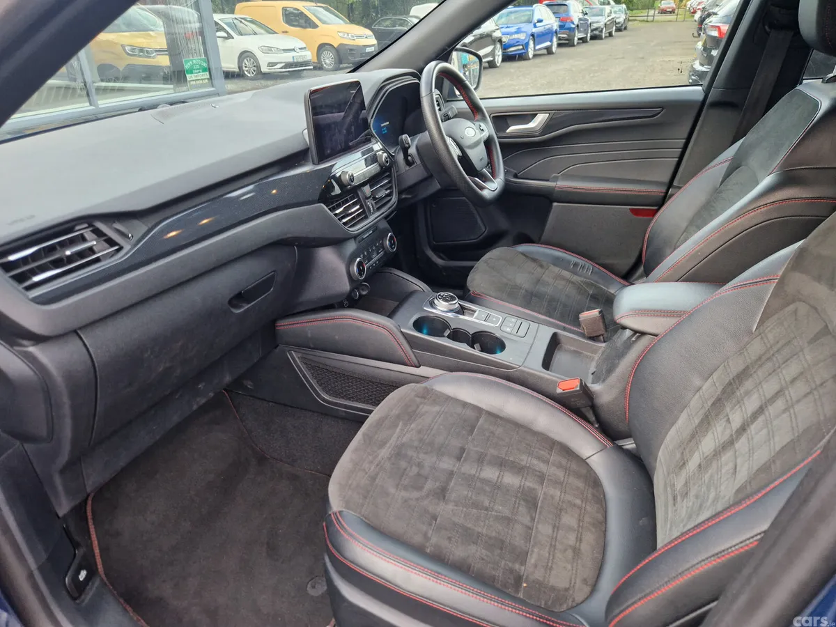 Ford Kuga SUV, Petrol Hybrid, 2023, Blue