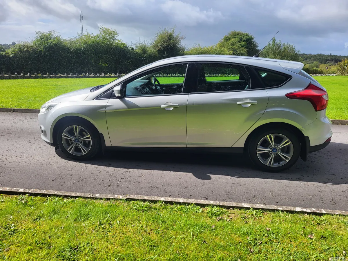 Ford Focus Hatchback, Diesel, 2014, Silver