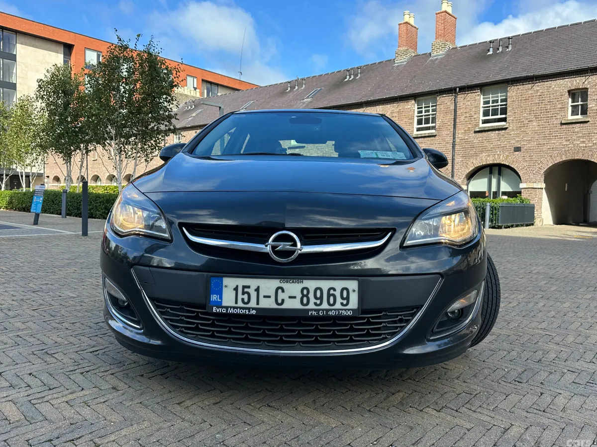 Opel Astra Saloon, Diesel, 2015, Black