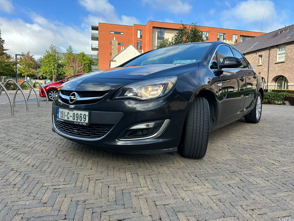 Opel Astra Saloon, Diesel, 2015, Black