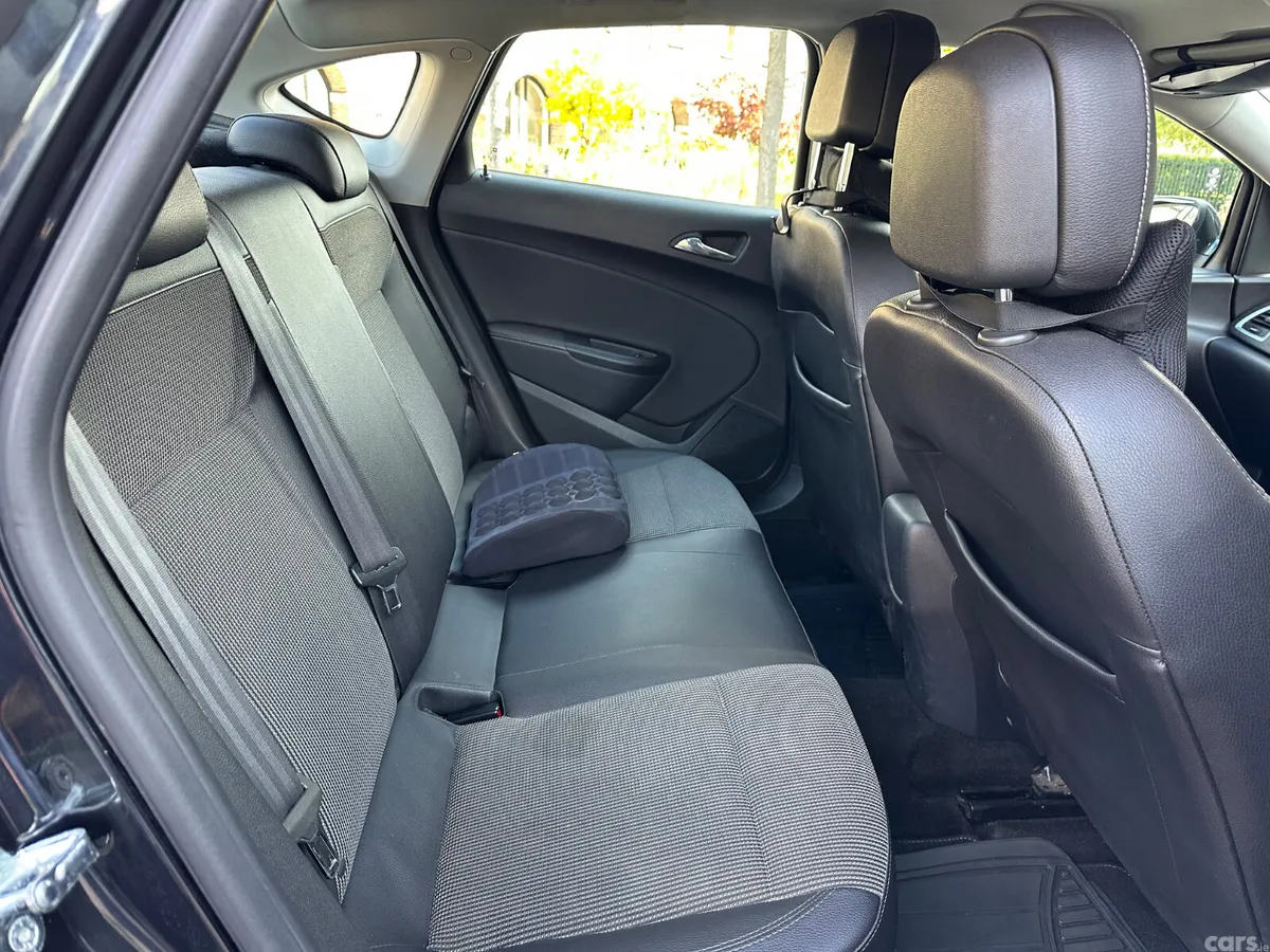 Opel Astra Saloon, Diesel, 2015, Black