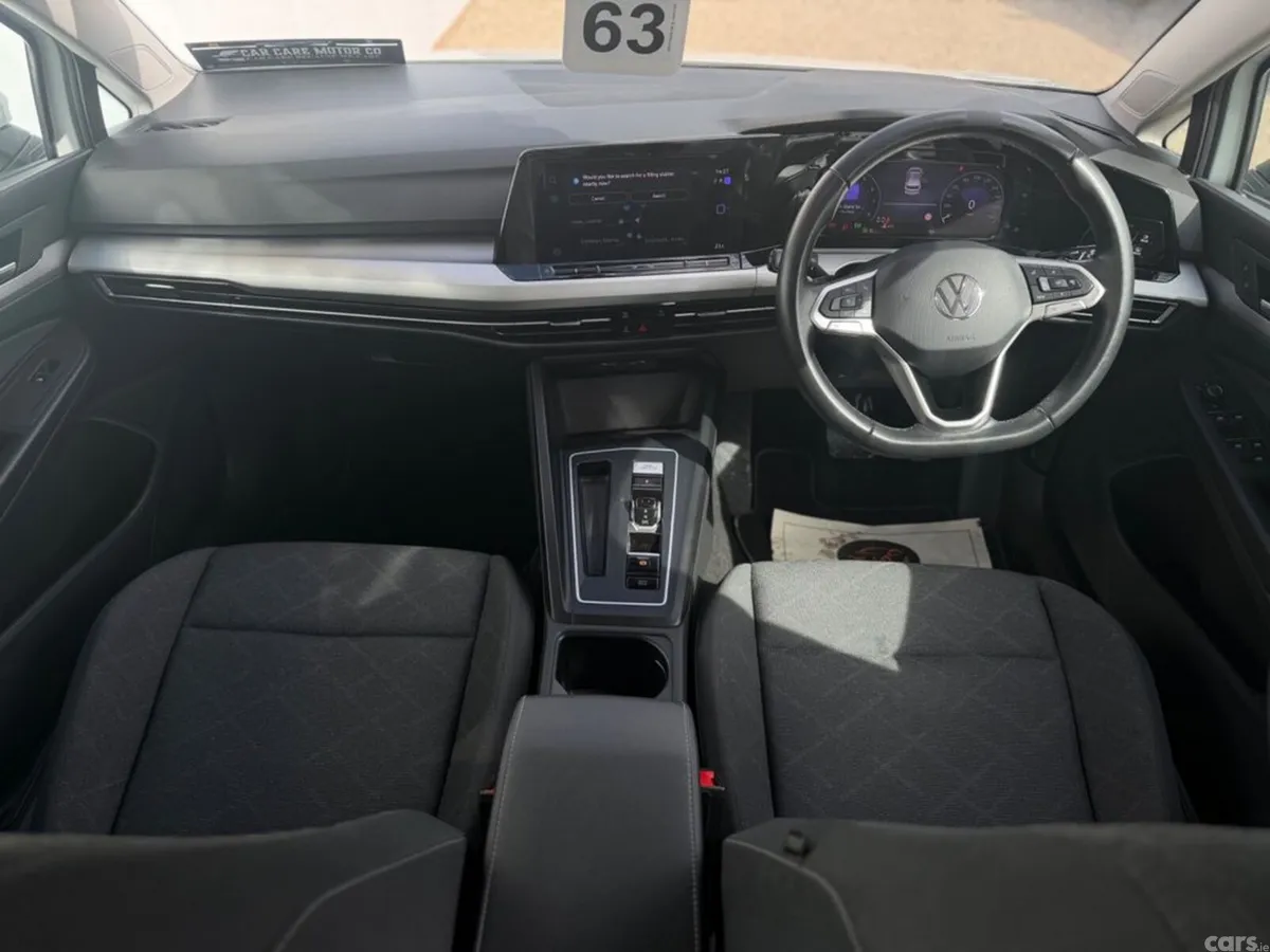Volkswagen Golf Hatchback, Petrol, 2023, White
