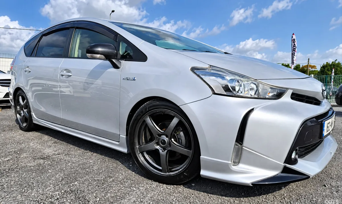 Toyota Prius MPV, Petrol Hybrid, 2016, Silver