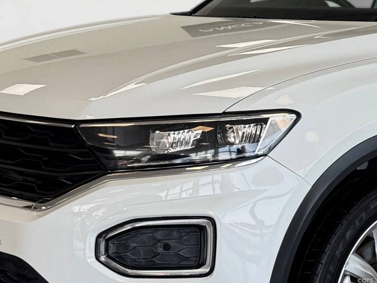 Volkswagen T-Roc SUV, Diesel, 2021, White